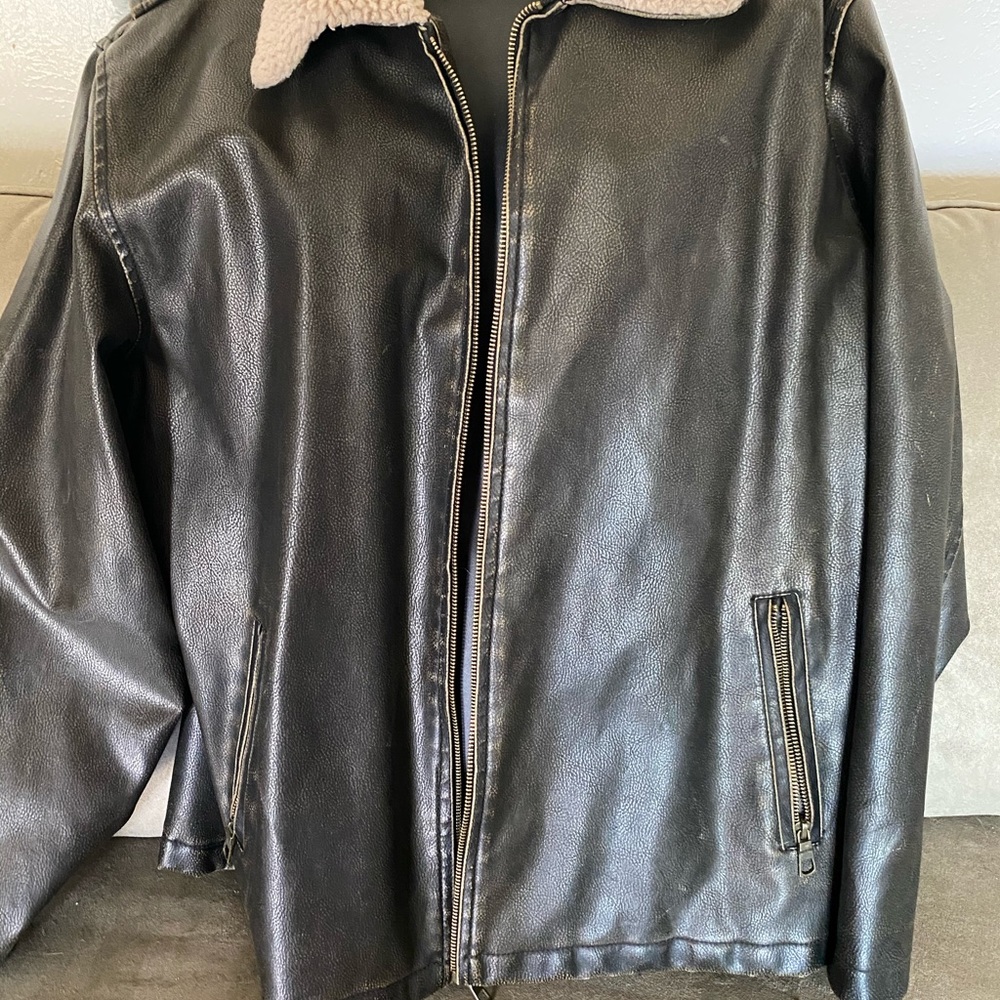 Men’s Leather Jacket
